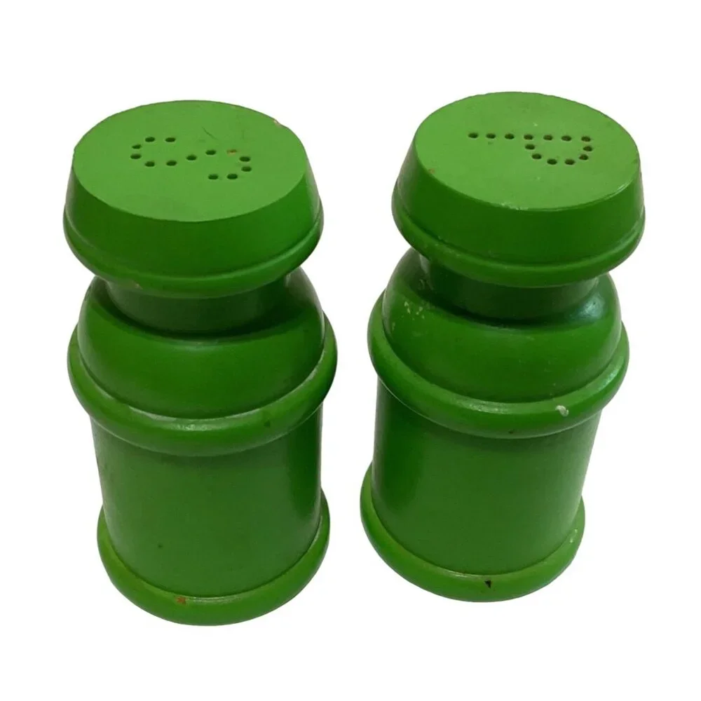 Vtg MCM Wood Milk Can Salt & Pepper Shakers Lime Green by Clover 3.5
